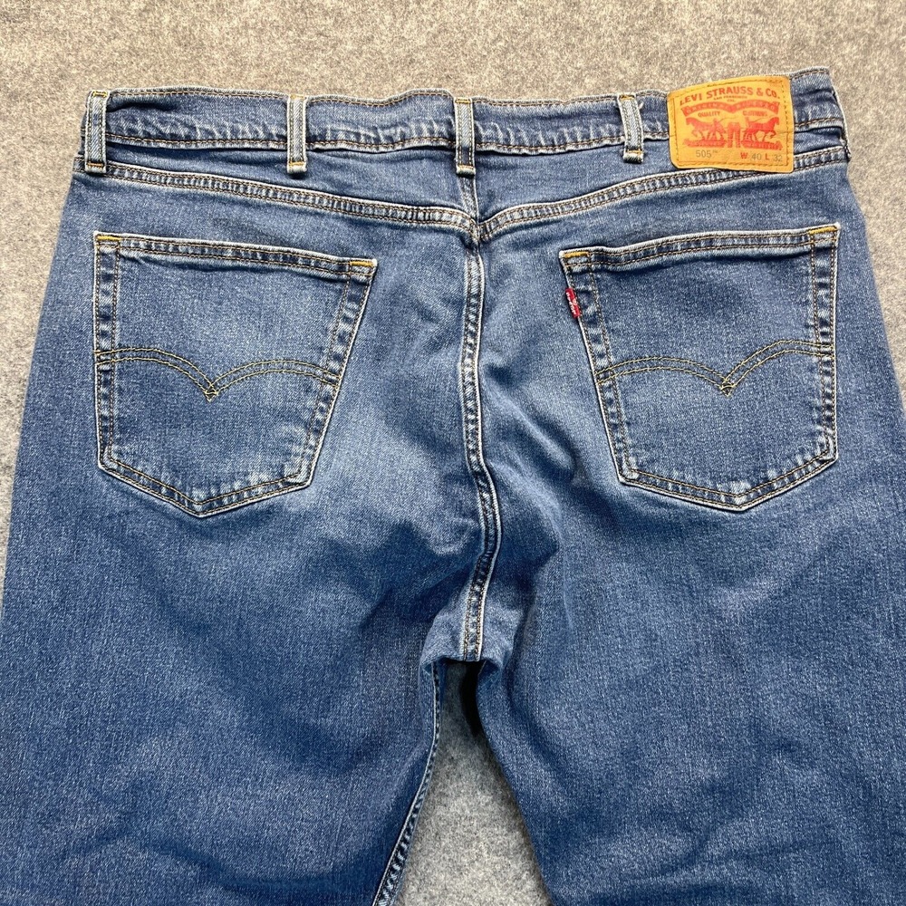 Levis Jeans Men's 40x32 505 Regular Fit Straight Leg Medium Wash Denim Pants - Picture 11 of 13